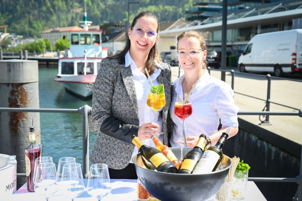 Begrüßungscocktail: Ginger Mojito Spritz &amp; alkoholfreier Zero Aperitivo von Silke Zarre und Nicole Hesse vom Pier69