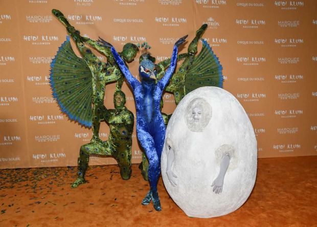 Heidi Klum und Tom Kaulitz bei der Halloween-Party 2023 in ihren Kostümen.