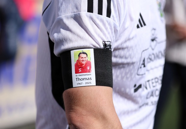 Das Derby wurde im Gedenken an den verstorbenen Hauptsponsor Thomas Lackner ausgetragen