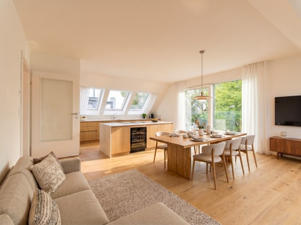 Helles, freundliches Esszimmer | Credit: Glorit Bausysteme