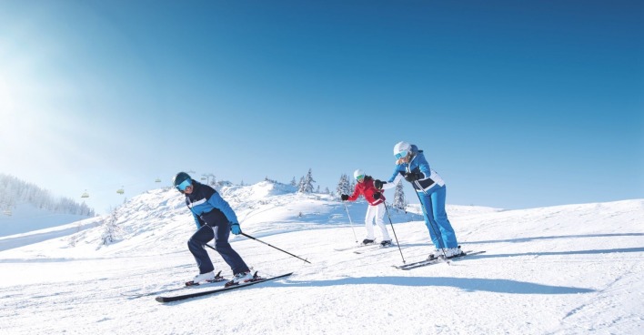 Skifahrer auf der Pisten. | Credit: Ski amadé
