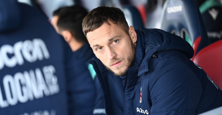 Marko Arnautovic sitzt frustriert auf der Ersatzbank