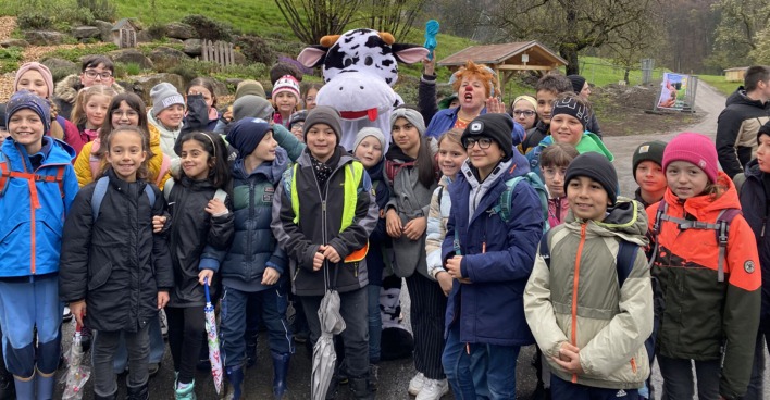 Der neue Lehrpfad: Ausflugsziel der Götzner Volksschüler und des Waldkindergarten.