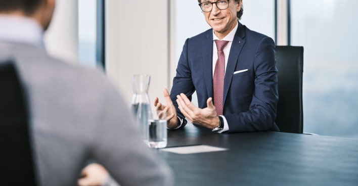 CEO Leonhard Schitter