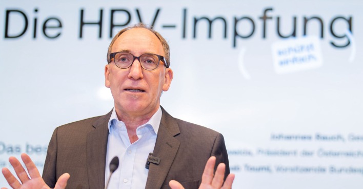 Johannes Rauch bei der Präsentation der neuen HPV-Kampagne.