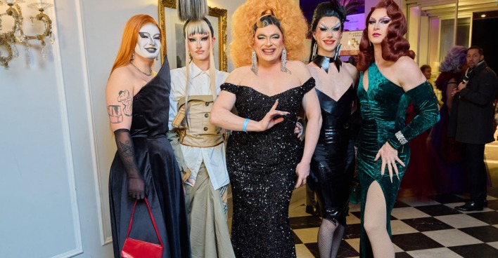 Fünf Dragqueens im Parkhotel Schönbrunn | Credit: Starpix / picturedesk.com