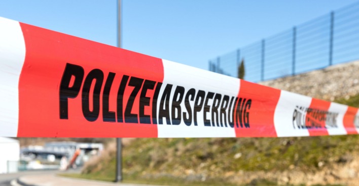 Eine Polizeiabsperrung