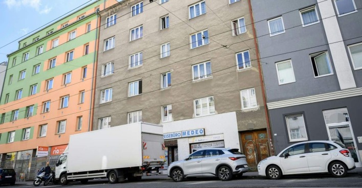 Jenes Haus in der Quellenstraße, aus dem die Frau gestürzt ist.