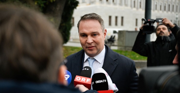 SPÖ-Chef Andreas Babler zeigt sich vorsichtig optimistisch zum aktuellen Stand der Gespräche.