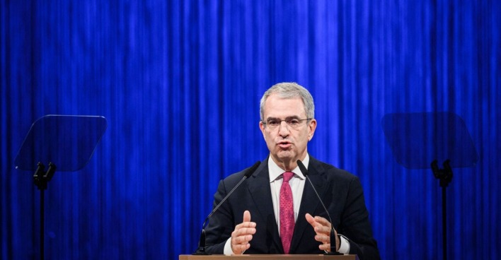 Nestle CEO Laurent Freixe auf einer Konferenz in Ecublens, in der Nähe von Lausanne, am 16. April 2025
