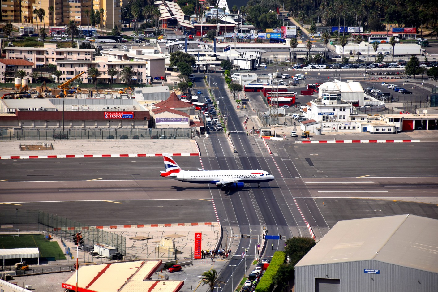 Flughafen Gibraltar | Credit: iStock.com/diegobib