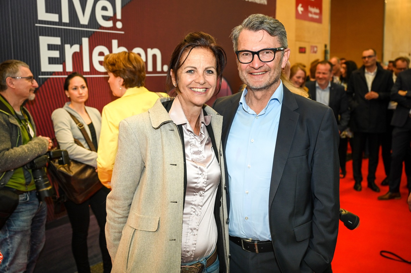 Esther Renata Mathis  und WIFI-Institutsleiter Thomas Wachter