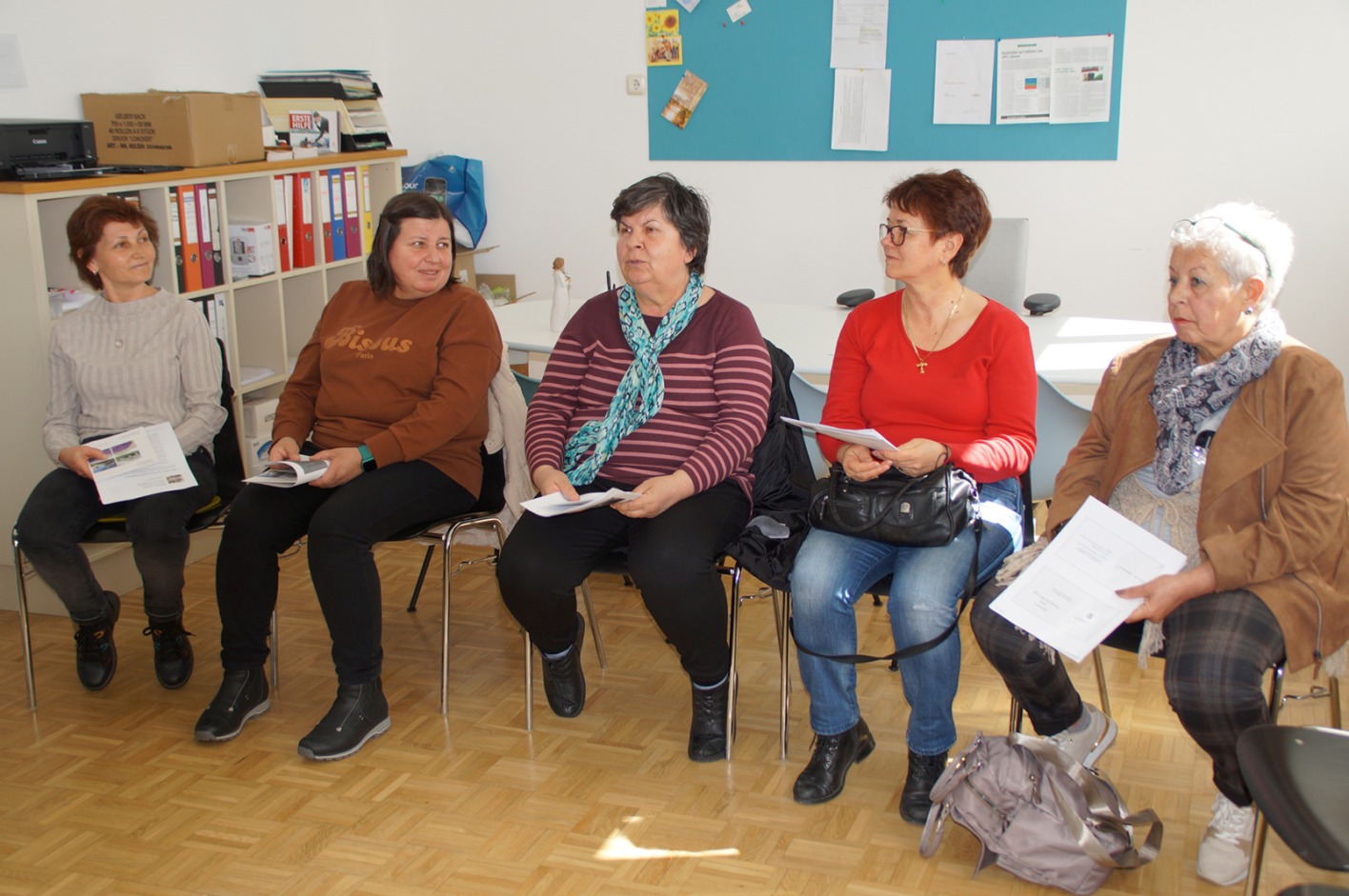 Ein Impulsvortrag informiert über „die Herausforderung Demenz“.