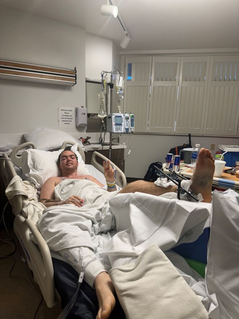 Matthias Walkner nach seinem schweren Sturz im Krankenhausbett