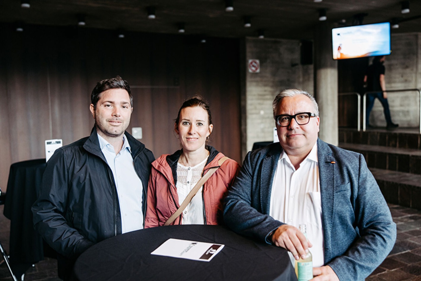 Pierre und Kerstin Mittermöckler (Tipico Sportwetten ) und Michael Osti (WKV Tourismus &amp; Freizeitwirtschaft) (v. li.)