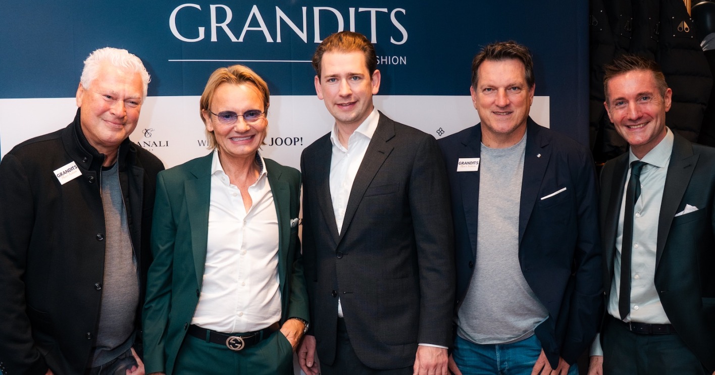 Fünf Männer in der Grandits-Filiale