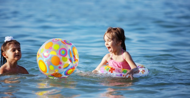 Kostenlose Schwimmkurse für Kinder