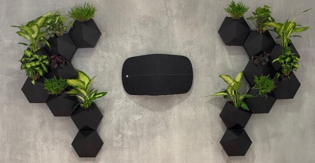Jardin Wall - ein vertikaler Garten mit smarter Technologie aus Kärnten | Credit: White Wolf Holding/jardinwall.com