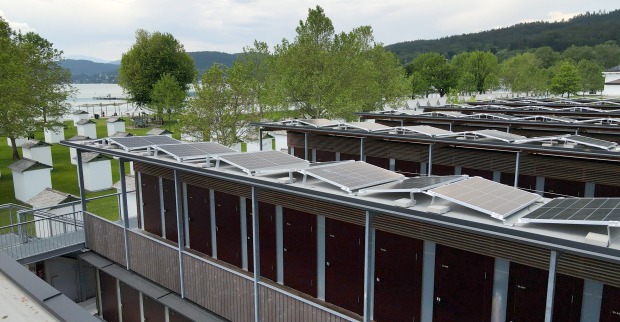 Photovoltaik-Anlagen auf Dächern