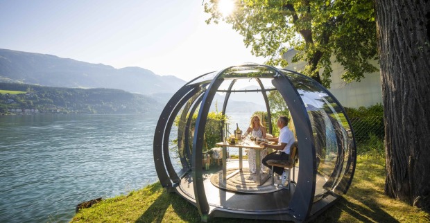 Lichtkuppel am Ufer des Millstätter Sees