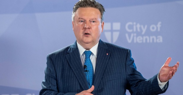 Bürgermeister Michael Ludwig bei einer Pressekonferenz