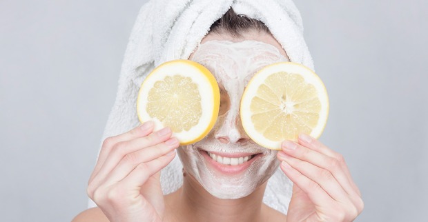 Hautalterung vorbeugen | Credit: iStock.com/Dzmitrock87