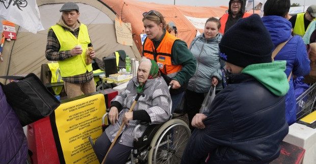 Flüchtlinge an der polnischen Grenze | Credit: Sergei Grits / AP / picturedesk.com