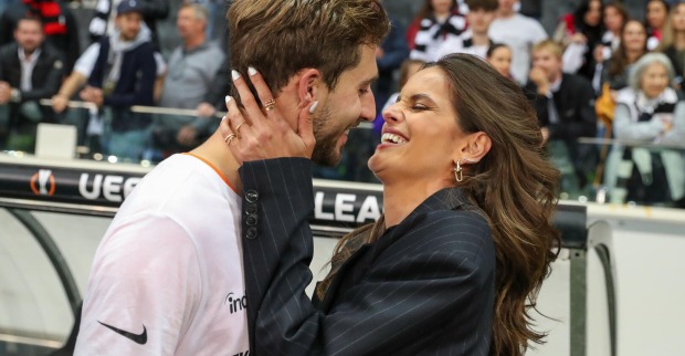 Kevin Trapp und seine Freundin Izabel Goulart. | Credit: Titgemeyer,Michael / Action Press / picturedesk.com
