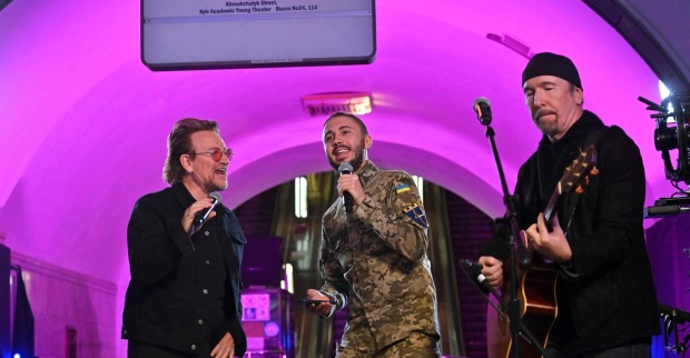 U2 beim Konzert in Kiew
