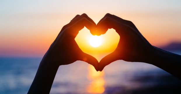 Frühlingsgefühle: So geht Flirten | Credit: iStock.com/Teraphim