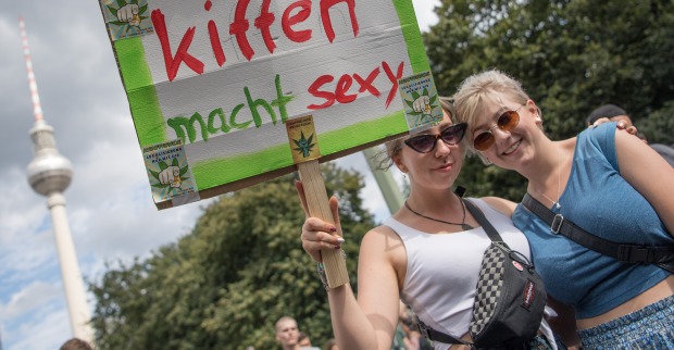 Hanfparade in Berlin | Credit: Jörg Carstensen / dpa / picturedesk.com