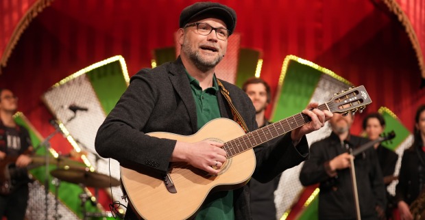 Kabarettist Thomas Stipsits auf der Bühne