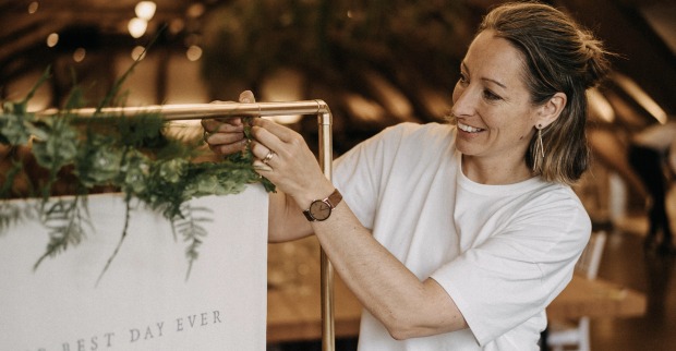Cherry on Top, Ellen bei der Arbeit