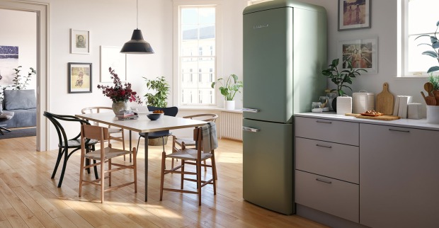 Retro-Kühlschrank im Stil der 1950er-Jahre in Olive | Credit: Hisense Gorenje Austria GmbH