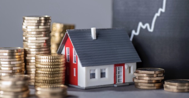 Teures Wohnen: Geld rund um ein Haus