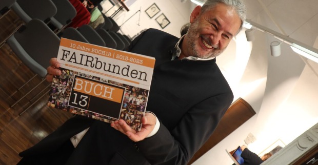 Gerald Eschenauer mit Festschrift