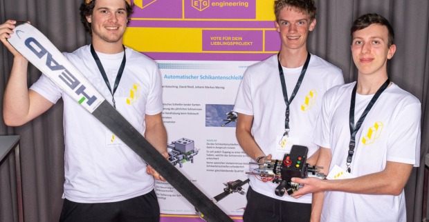 Team HTL Mössingerstraße mit Skis