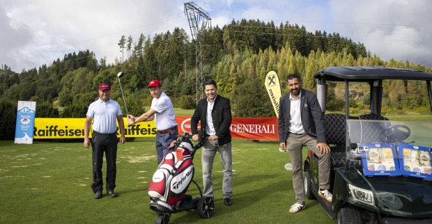Bogensperger, Weiss, Plieschnig und Hartleb am Golfplatz