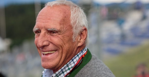 Dietrich Mateschitz lächelnd.