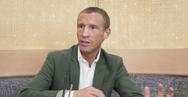 Stefan Petzner bei einem Interviews