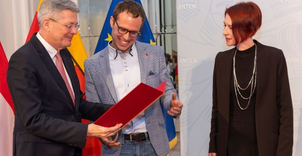 LH Peter Kaiser, G. M. Eichler und R. Schoemaker bei Europa-Preis-Verleihung