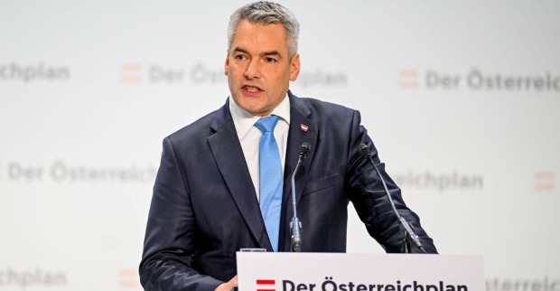 Kanzler Karl Nehammer bei der Präsentation seines Österreichplans