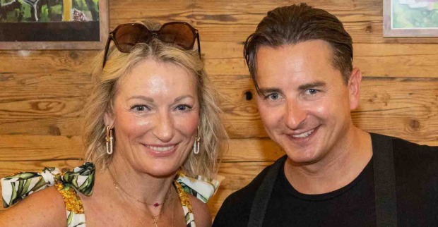 Monika Gruber und Andreas Gabalier Arm in Arm