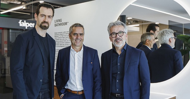Überraschungsgast Victor Vasilev (Designer), Robert Küng (Geschäftsführer Inhaus) und Luca Fallavena (Falper) (v. li.)