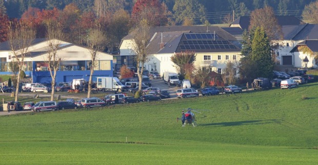 Polizei mit Großaufgebot im Raum Rohrbach.