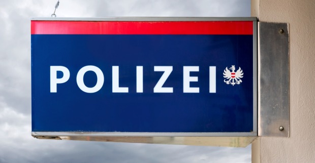 Schild der Polizei