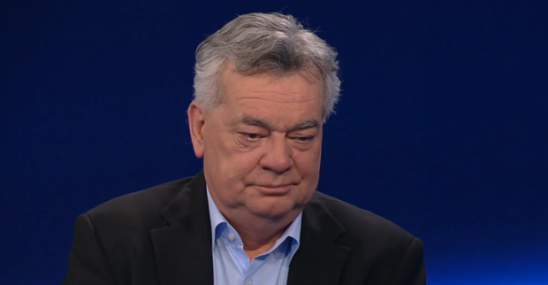 In der Zib 2 zeigt sich Grünen-Chef Werner Kogler durchaus selbstkritisch. Den KLimabonus verteidigt er aber.