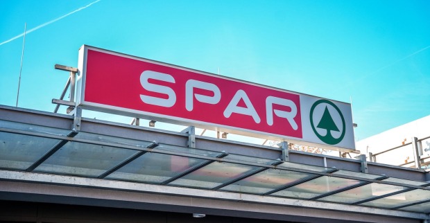 Die Supermarktkette Spar nimmt alle Honig-Eigenprodukte aus dem Sortiment.
