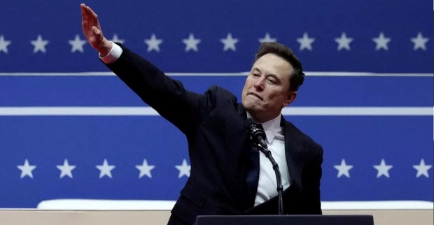 Elon Musk bei der Angelobung