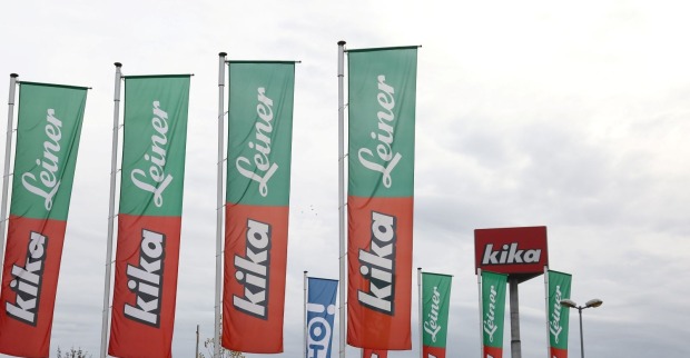 Wehende Fahnen von Kika/Leiner